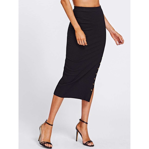 Black High Waist Ribbed Side Split Studs Skirt - Picture 5 of 6